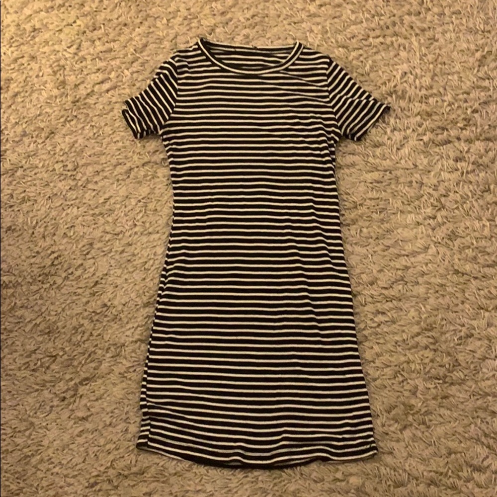 Brandy Melville dress